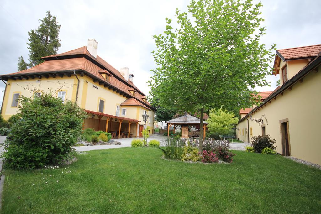 Pivovarsky Dvur Plasy Esterno foto