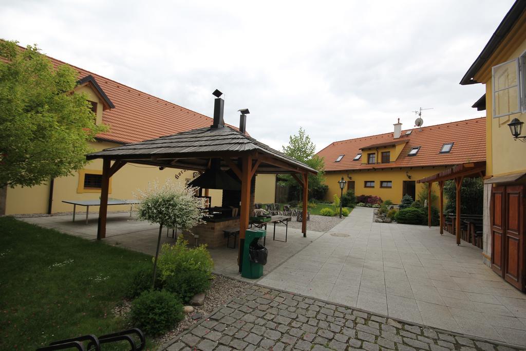 Pivovarsky Dvur Plasy Esterno foto